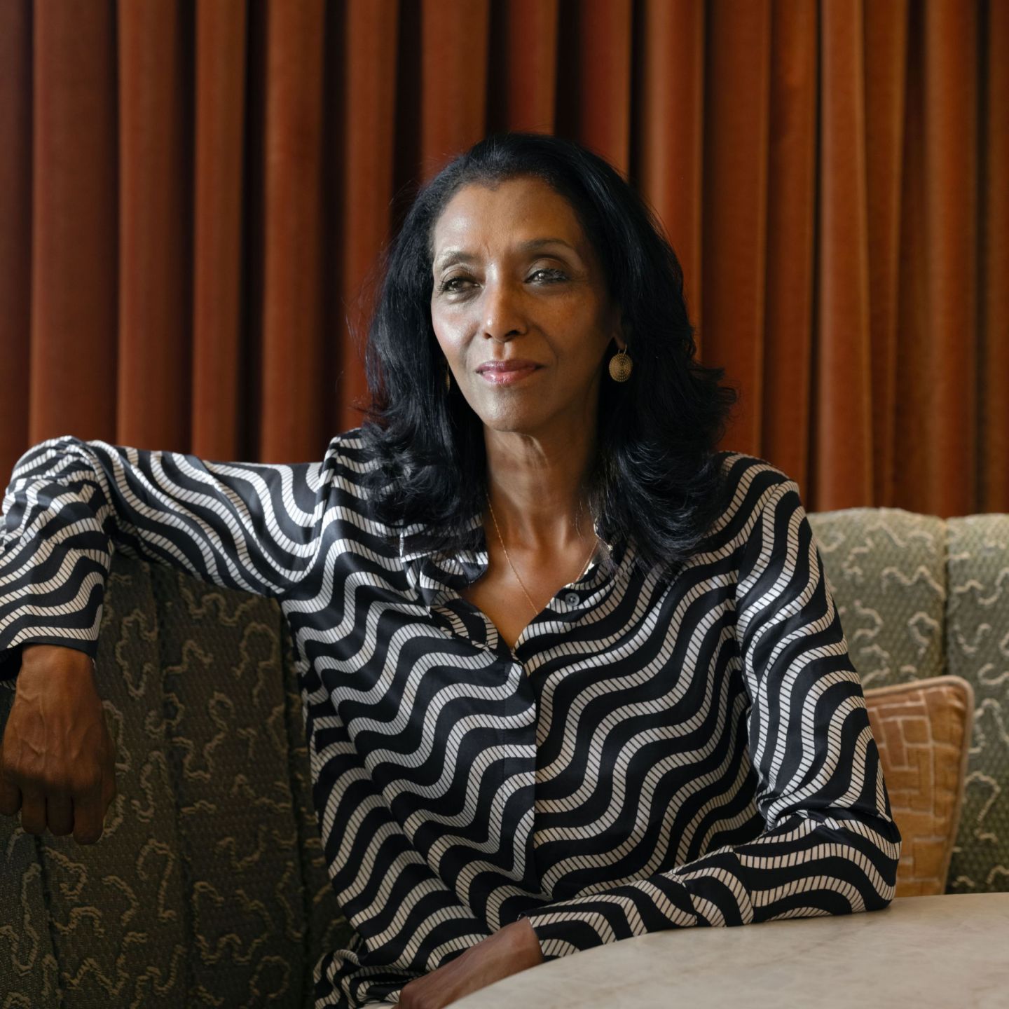 Porträt der Journalistin Zeinab Badawi